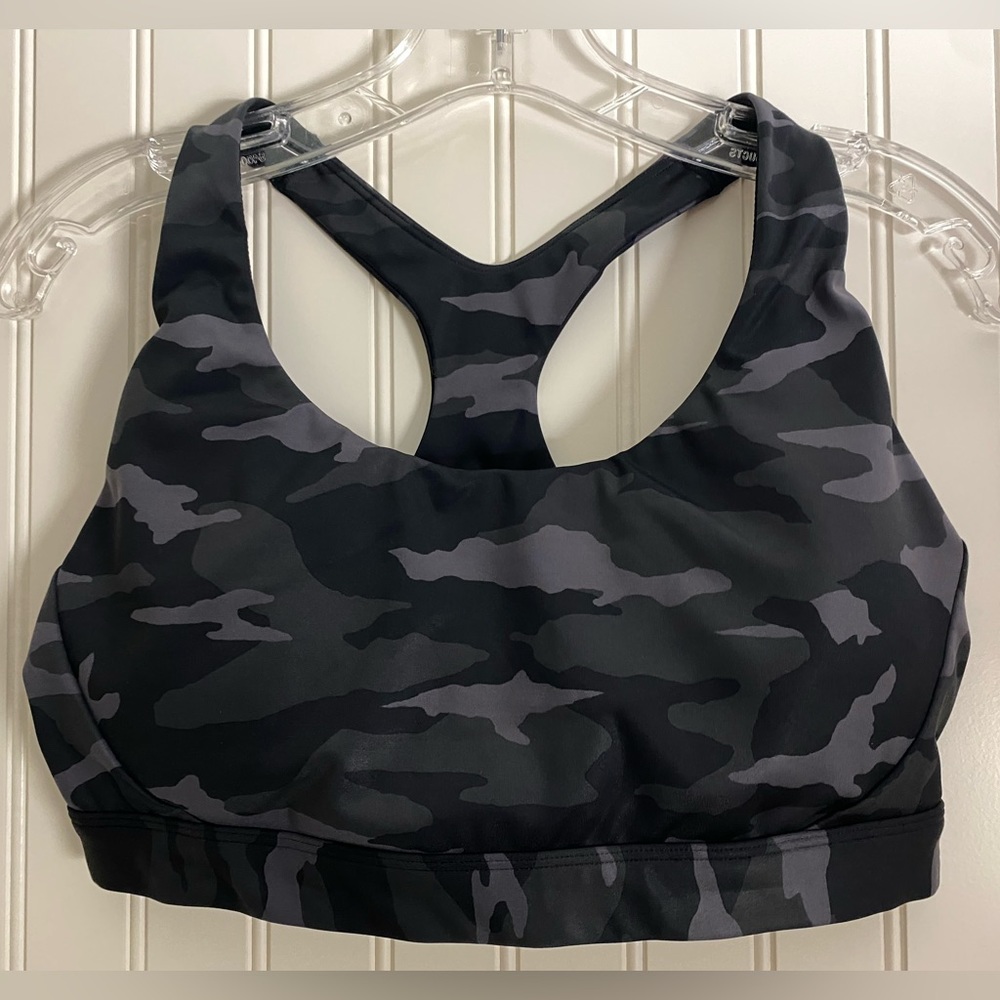 Athleta Ultimate Printed Bra A-C - Black/Gray Camo